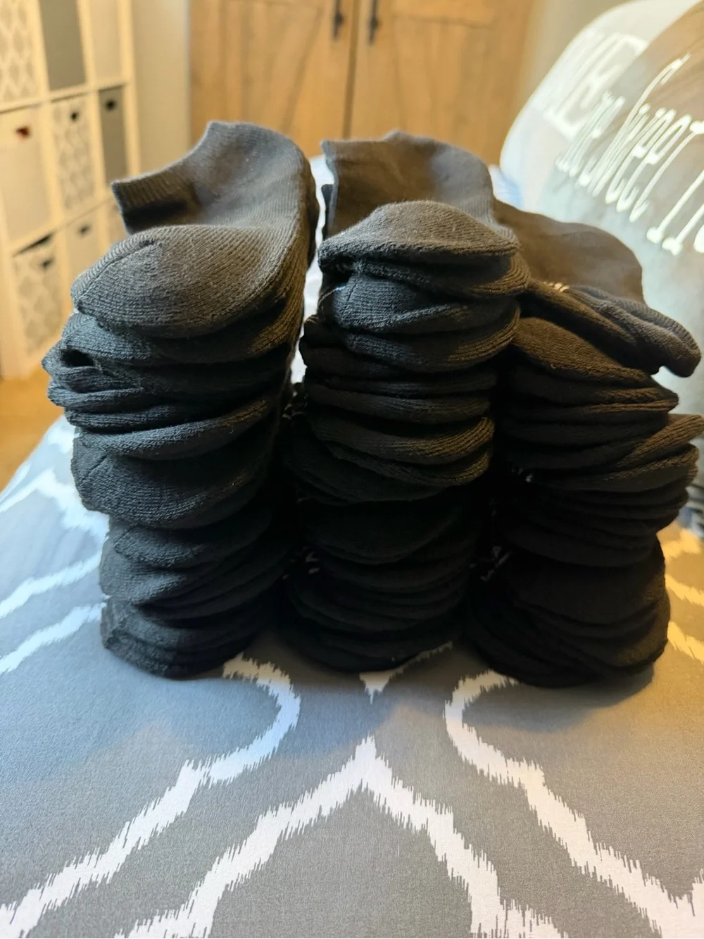 NWOT Kids No-Show Black Athletic Socks - 80 Pack